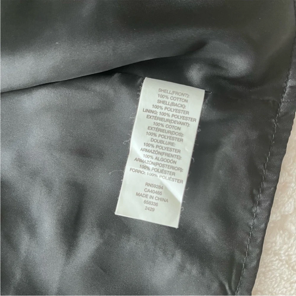 Children’s Place Black Vest with Bow Tie size 24 Months - Picture 4 of 4